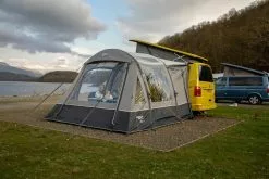 Vango Airbeam Vango Kela V Low AirAway Awning (2022) 23 Vango Airbeam Vango Kela V Low AirAway Awning (2022) -Tentify Sales Shop 2020 vango lifestyle awning kela 01