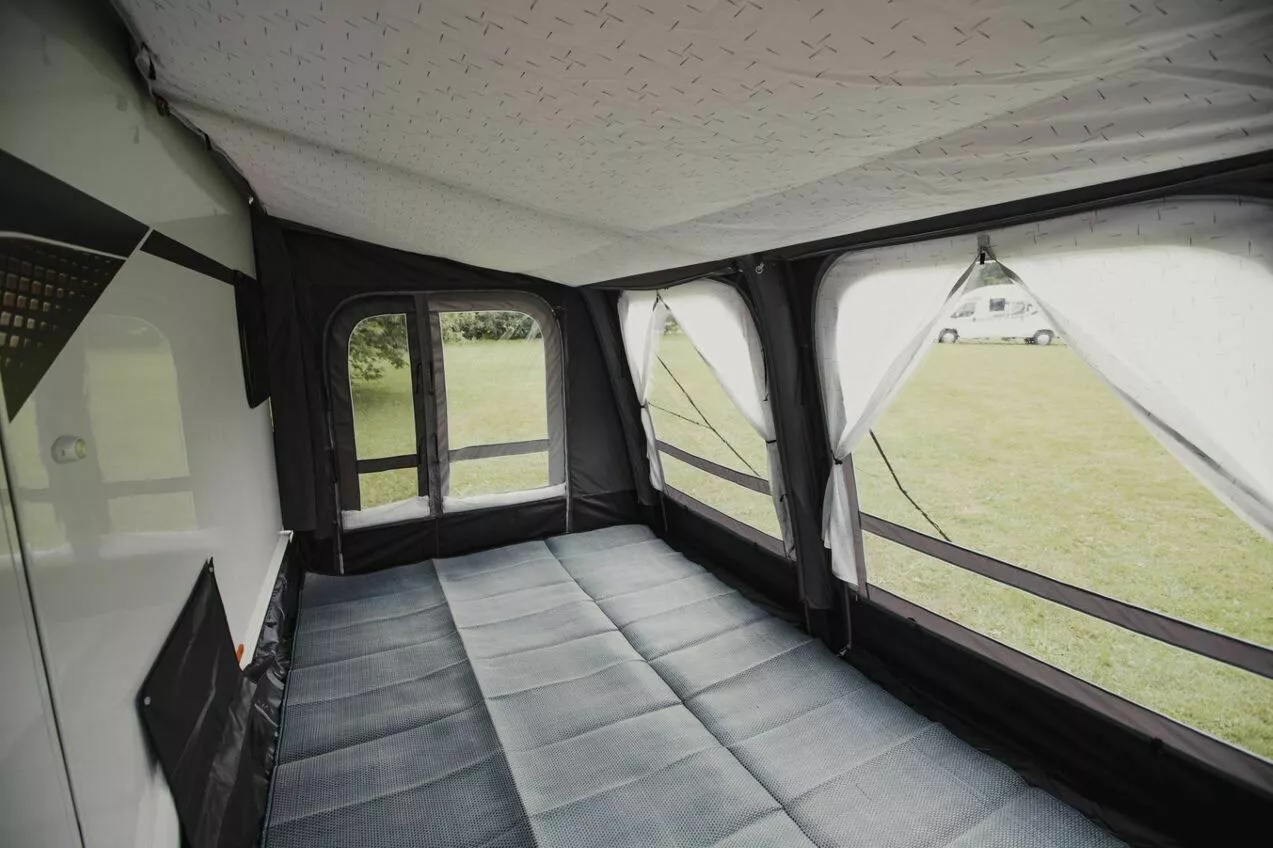 Vango Airbeam Vango Balletto Air 390 Elements ProShield Caravan Awning (2023) 8 Vango Airbeam Vango Balletto Air 390 Elements ProShield Caravan Awning (2023) - Image 6