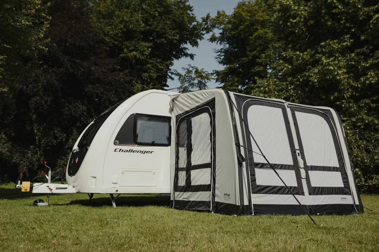 Vango Airbeam Vango Balletto Air 260 Elements Shield Caravan Awning (2023) 3 Vango Airbeam Vango Balletto Air 260 Elements Shield Caravan Awning (2023)